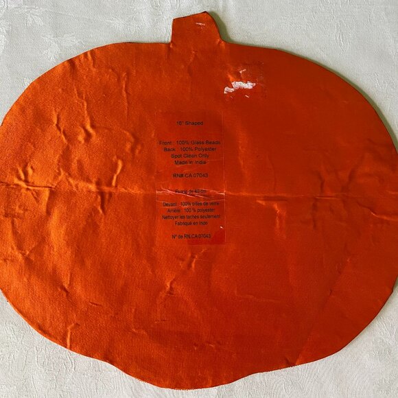 Beautiful BEADED Vintage Pier 1 Halloween Table Placemat Centerpiece Rare - Picture 7 of 8